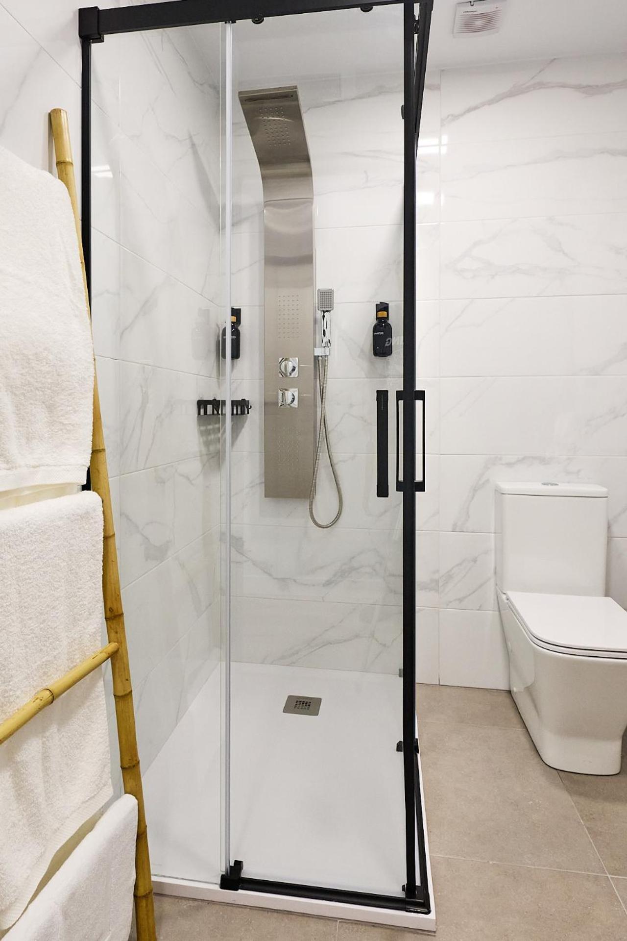 Apartamentos Plasencia Bambu Eksteriør bilde
